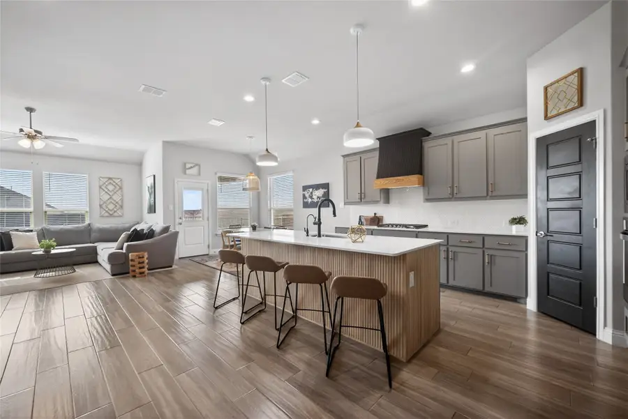 2252 Knightsgate Road, Argyle, TX 76226 - Image #3