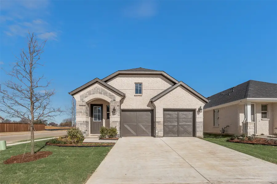 148 Ashbrook Street, Little Elm, TX 75068 - Image #2