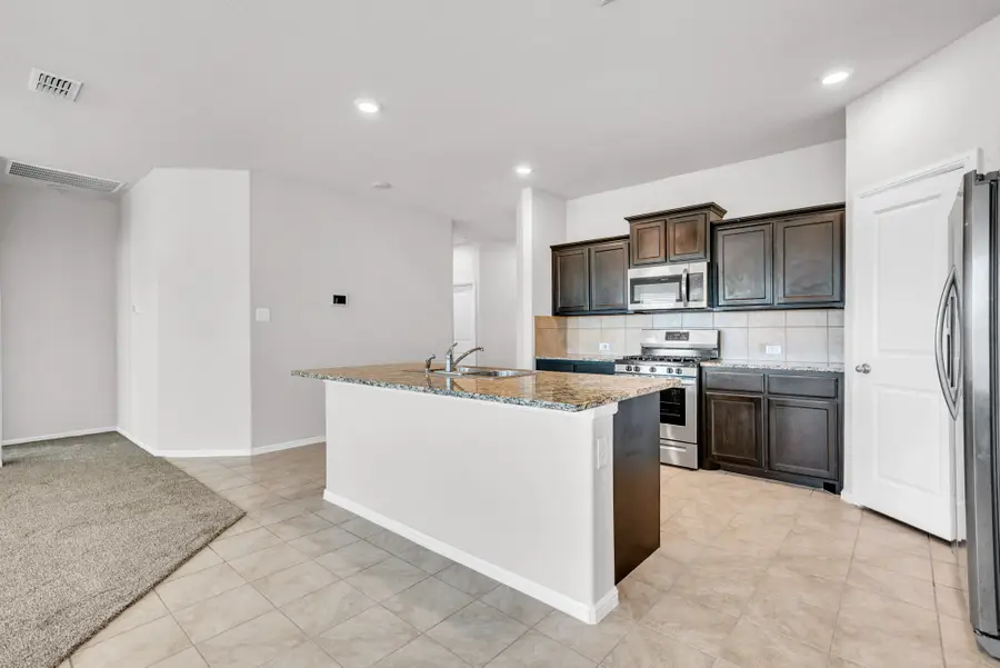 10121 Clemmons Road, Fort Worth, TX 76108 - Image #3