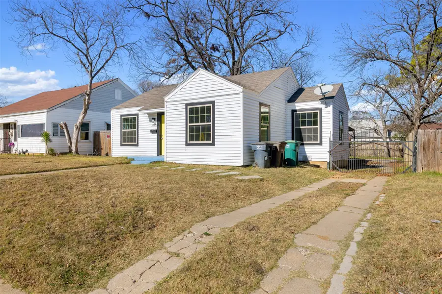 2725 Yucca Avenue, Fort Worth, TX 76111 - Image #3