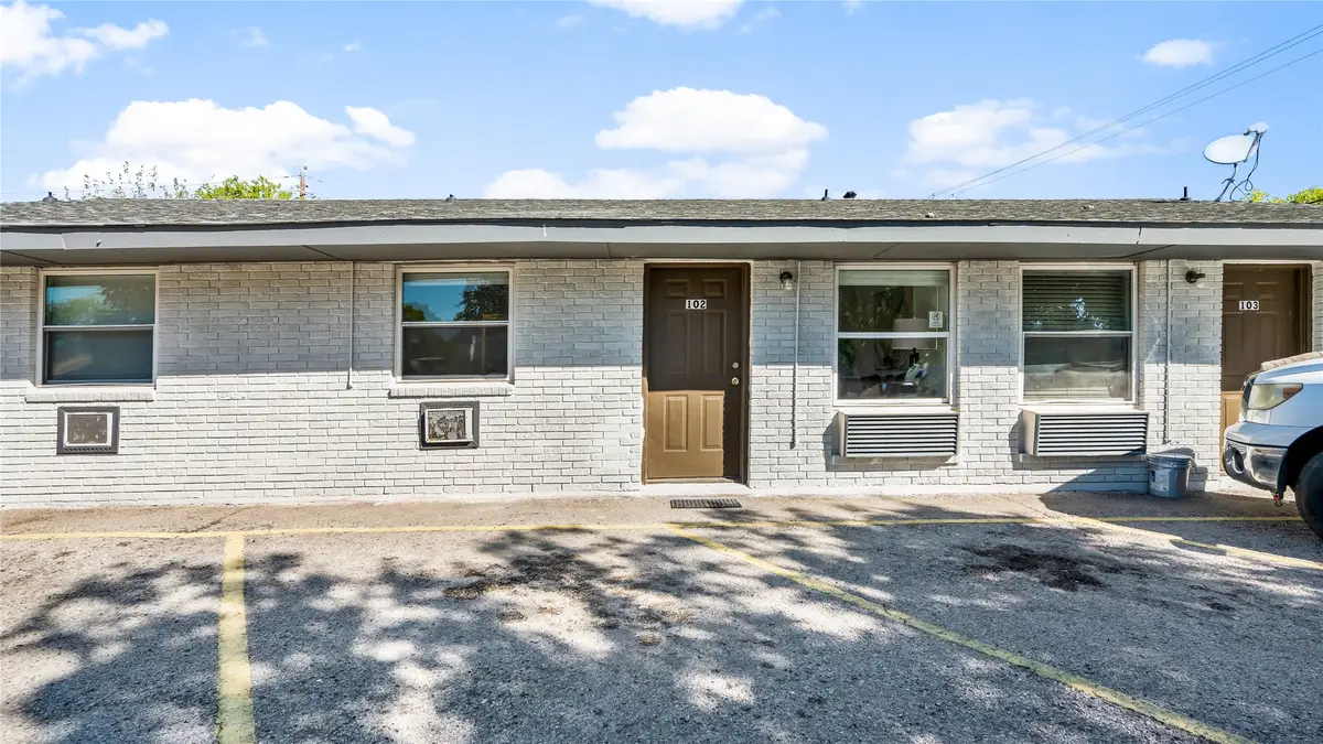 2001 Carl Road, Irving, TX 75061 - #1