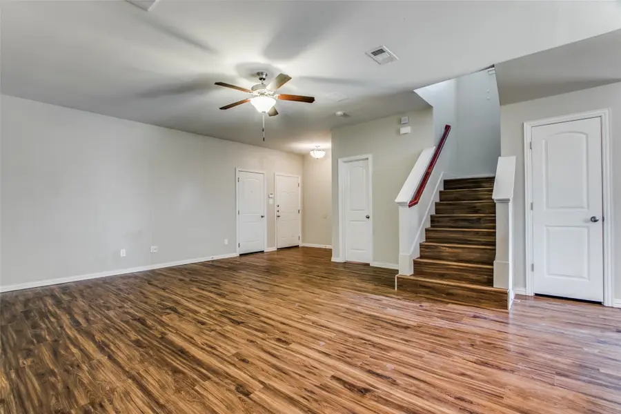 4917-4919 Sanger Circle Drive, Sanger, TX 76266 - Image #2