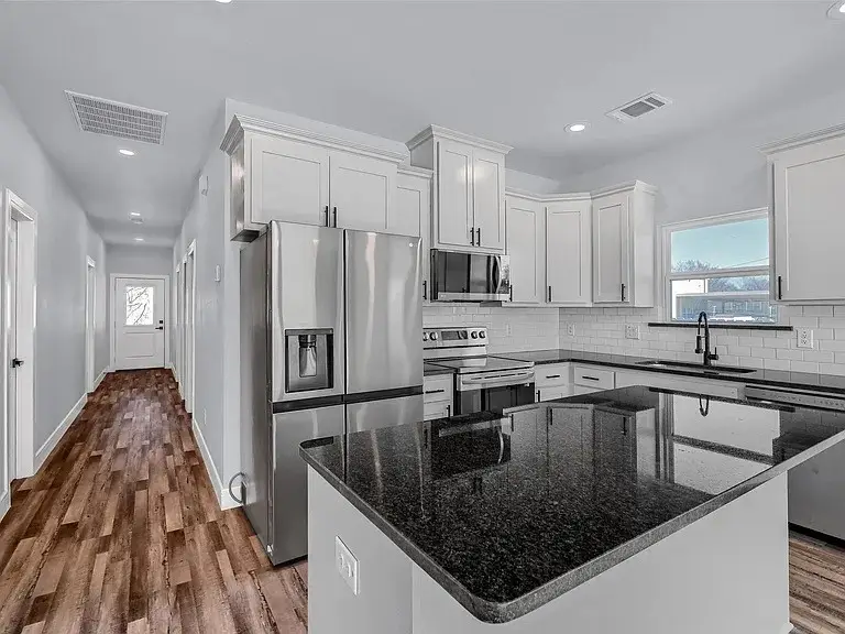 729 E Sears Street, Denison, TX 75021 - Image #1