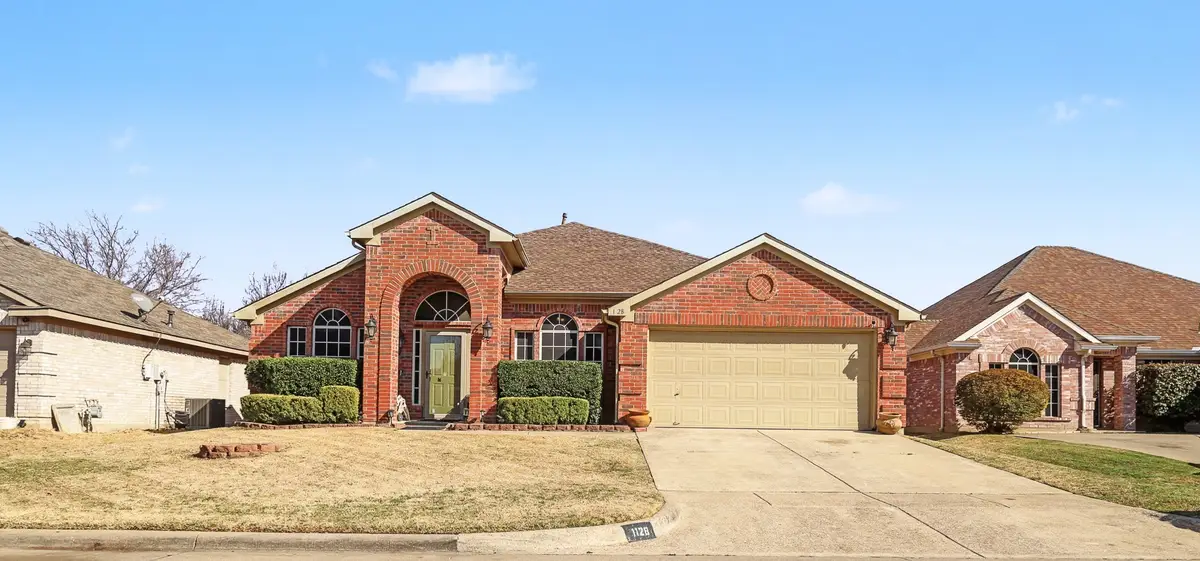 1128 Deer Valley Lane, Arlington, TX 76001 - #1