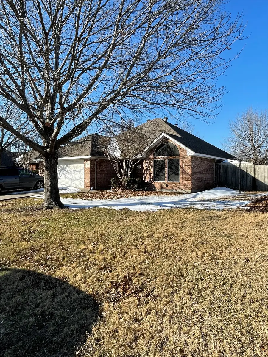 2620 John Drive, Denton, TX 76207 - Image #3