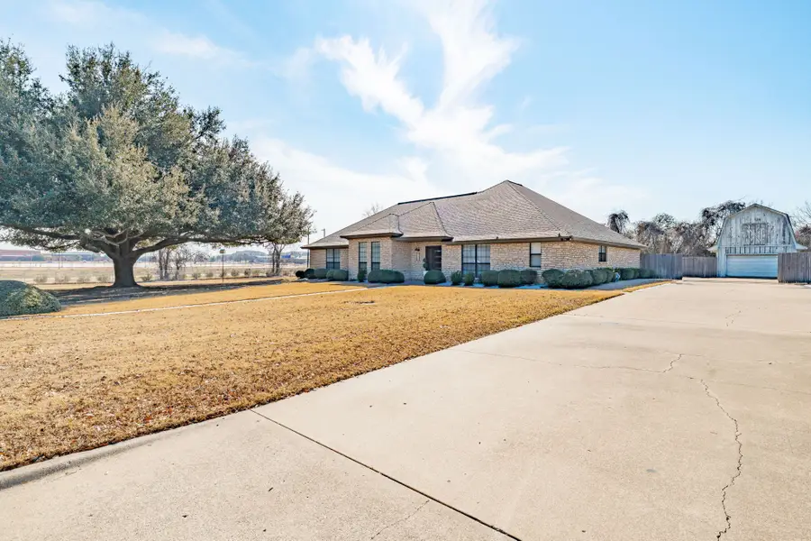 170 Brittain Circle, Stephenville, TX 76401 - #2