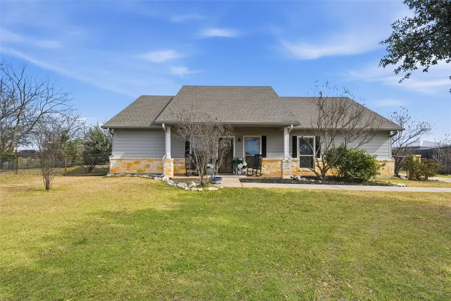 1130 N Lone Star Parkway, McGregor, TX 76657 - #2