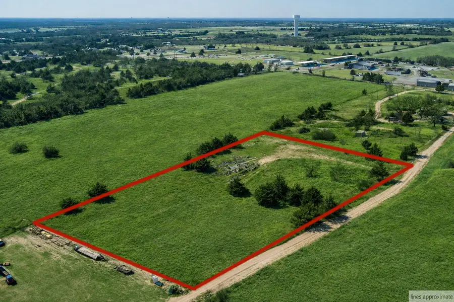 982 Willy Vester Road, Van Alstyne, TX 75495 - Image #2