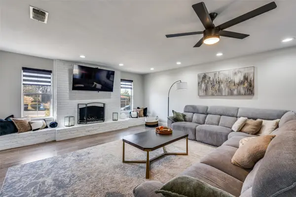 348 Thompson Street, Fort Worth, TX 76134