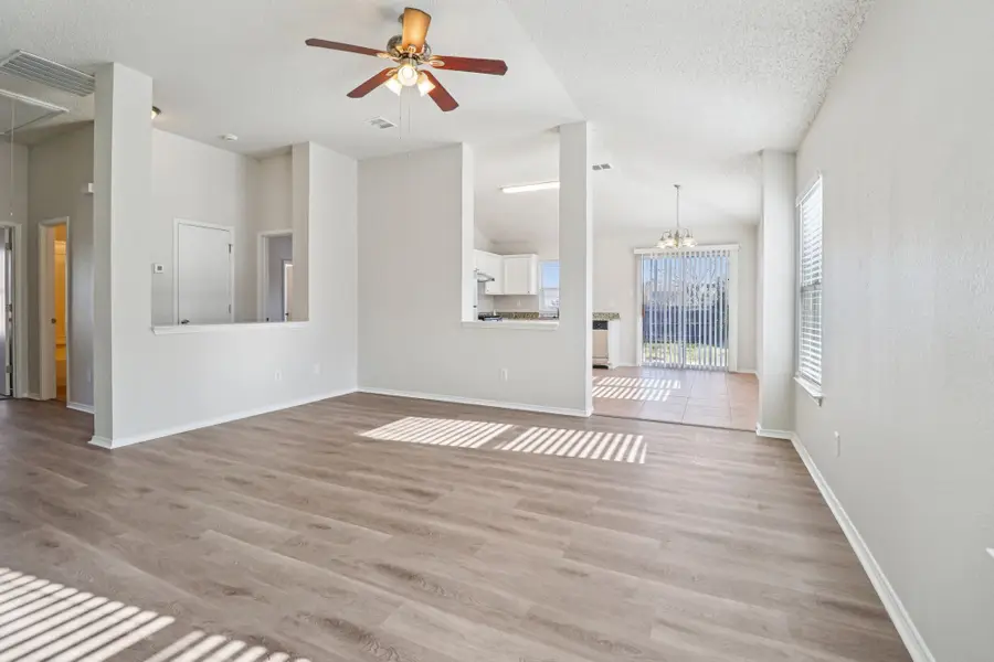 4701 Sea Ridge Drive, Fort Worth, TX 76133 - Image #2