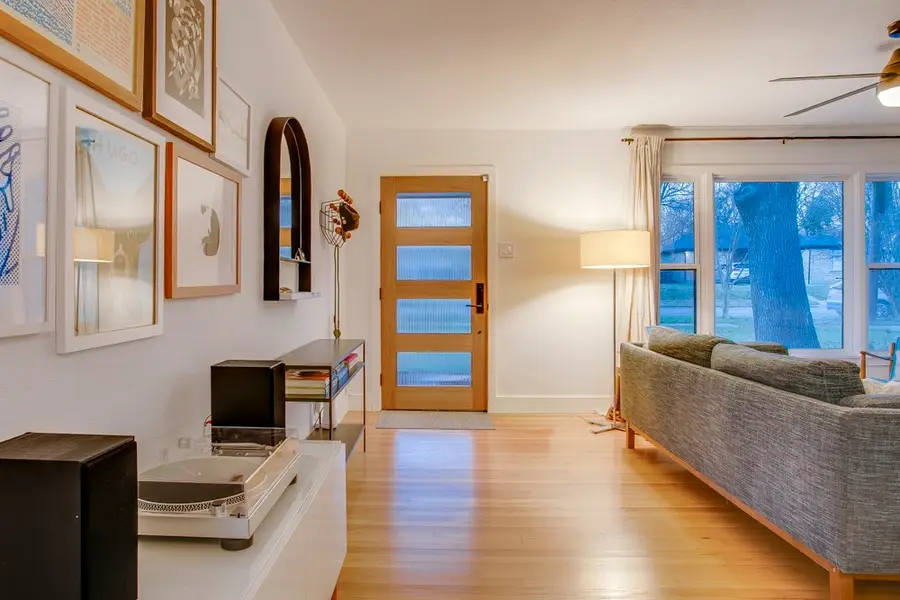 1910 Lansford Avenue, Dallas, TX 75224 - Image #3