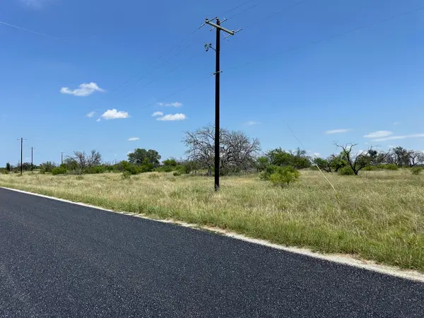 782 Feather Bay Drive, Brownwood, TX 76801