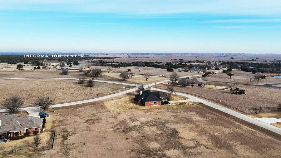 7025 Turnberry Drive, Cleburne, TX 76033 - Image #3