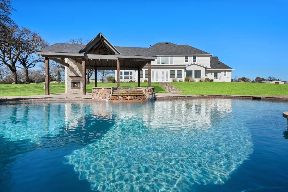 6056 Bennett Lawson Road, Mansfield, TX 76063 - Image #1