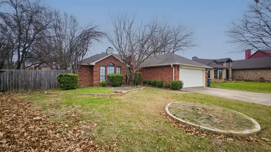 6807 Keeler Drive, Arlington, TX 76001 - Image #2