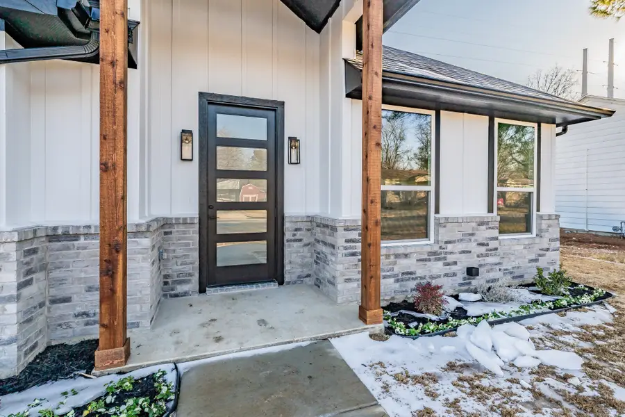 7138 Maple Park Drive, Richland Hills, TX 76118 - Image #3