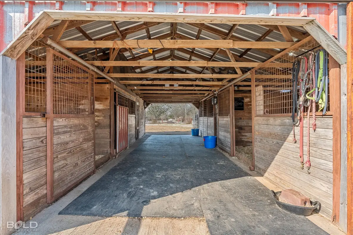 11365 Sparks Davis Road, Keithville, LA 71047 - Image #1