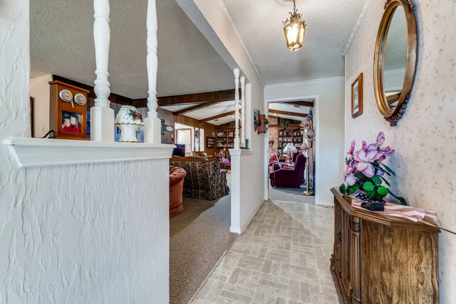 4215 Cinnabar Drive, Dallas, TX 75227 - Image #2