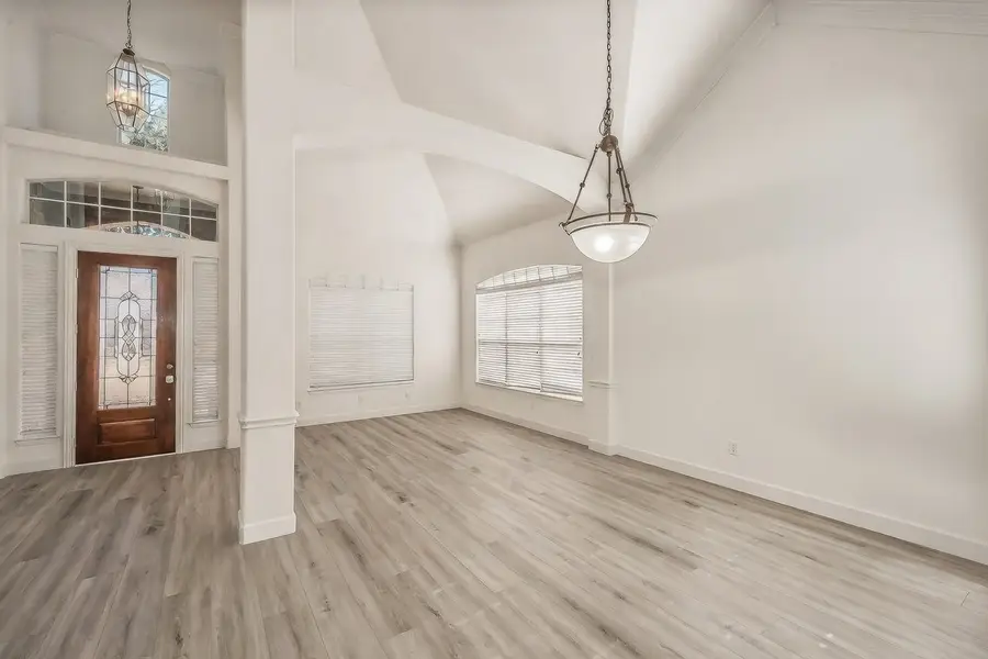 3221 Summerfield Drive, Richardson, TX 75082 - #2