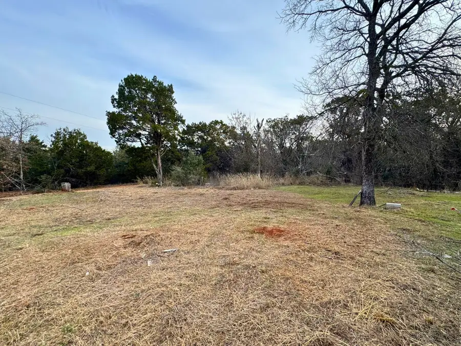349 S Possum Creek, Waco, TX 76708 - Image #2