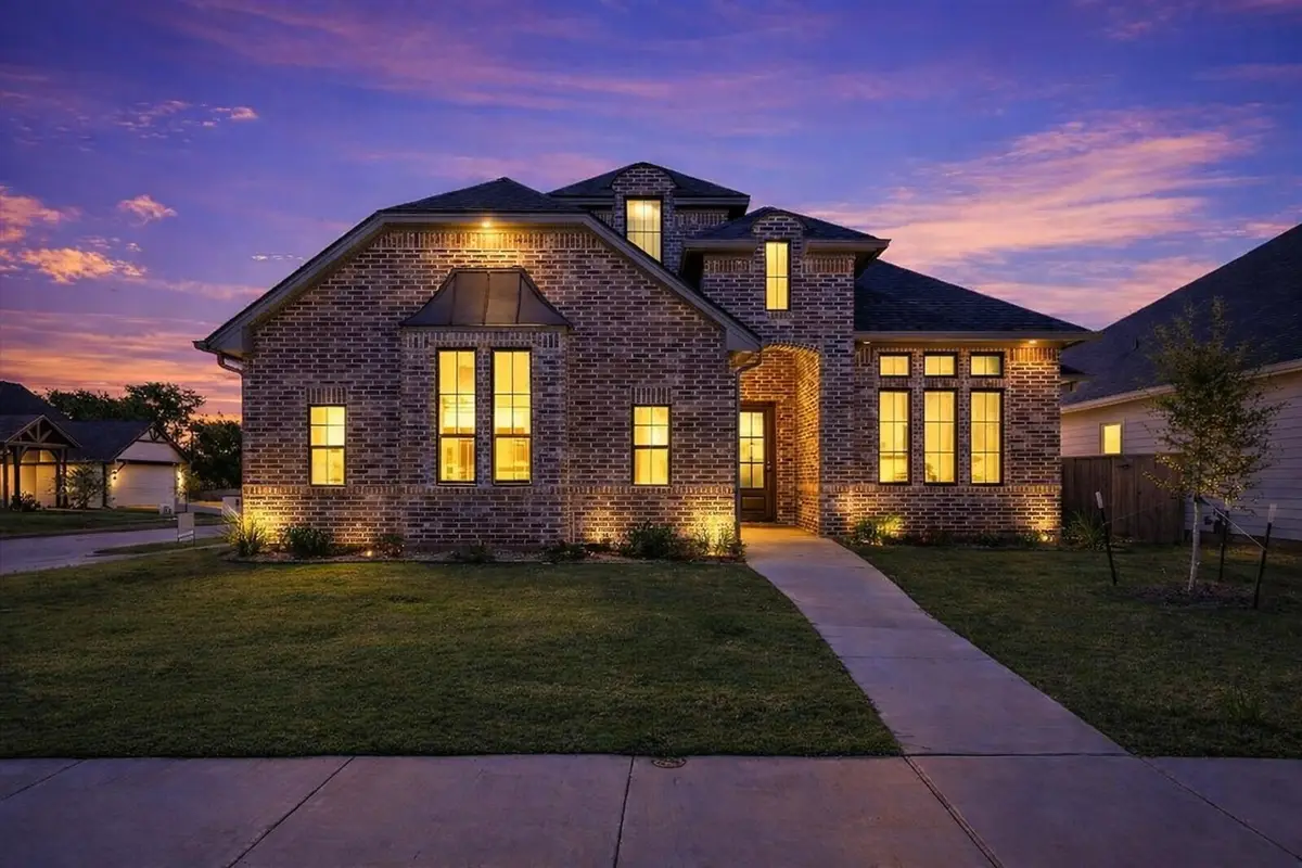 12022 Kenai Circle, Woodway, TX 76712 - Image #1