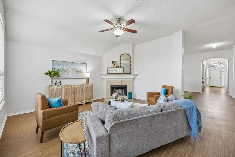 5517 Lawnsberry Drive, Fort Worth, TX 76137 - #3