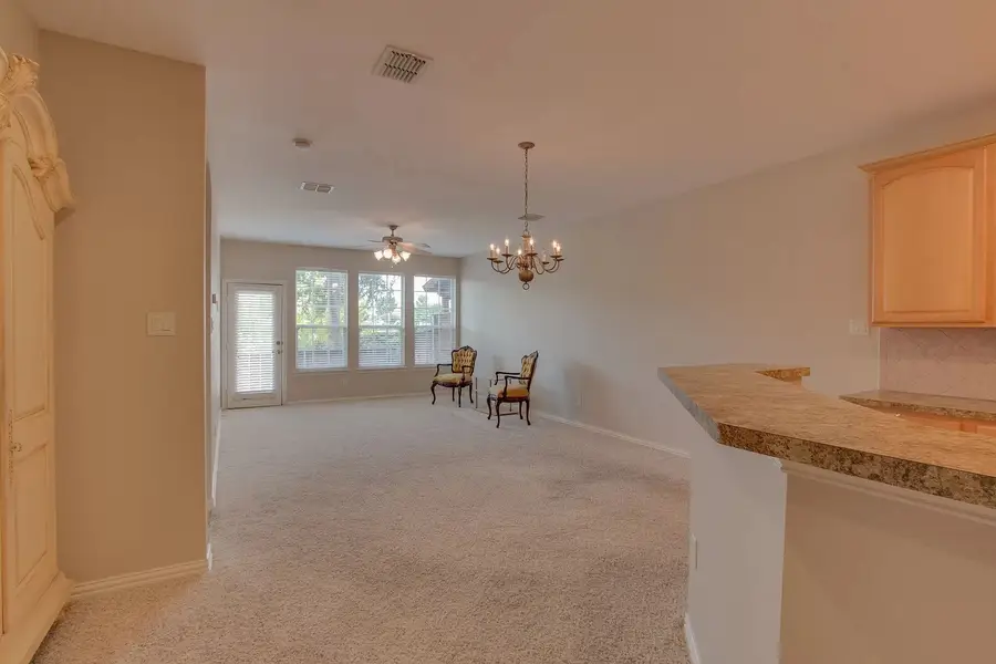 1825 Brookview Drive, Carrollton, TX 75007 - Image #3