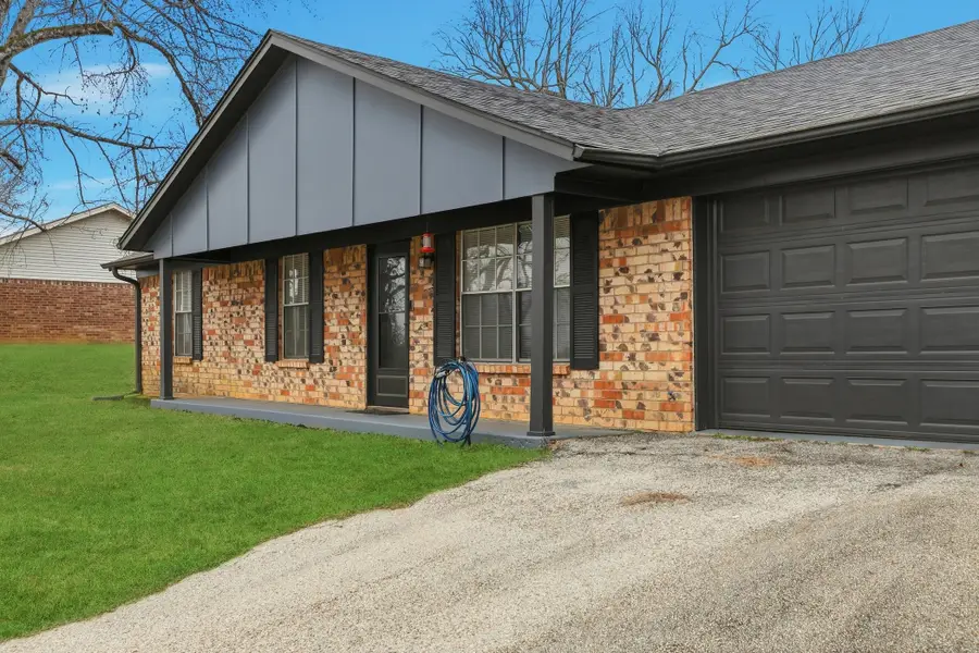 346 Meridian Street, Gladewater, TX 75647 - #2