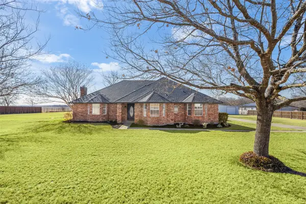 760 Willow Lane, Waxahachie, TX 75165