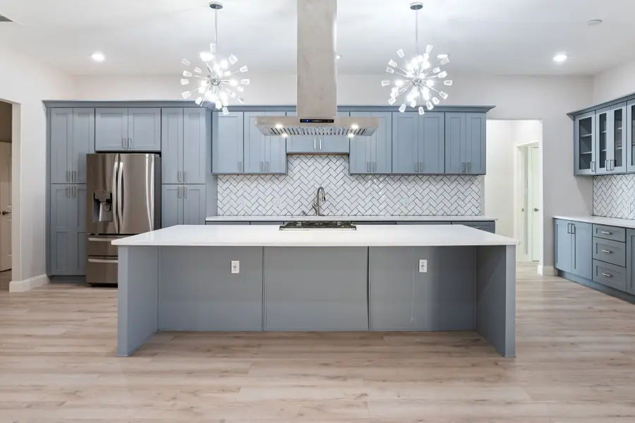 8809 Isom Lane, Dallas, TX 75249 - Image #3