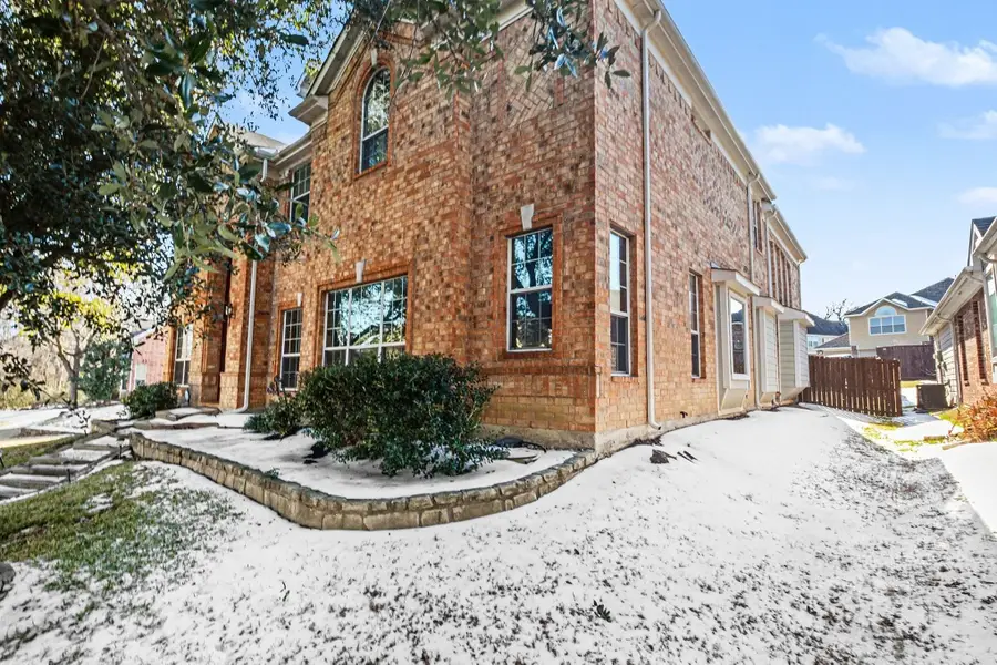 1930 Wind Lake Circle, Garland, TX 75040 - Image #2