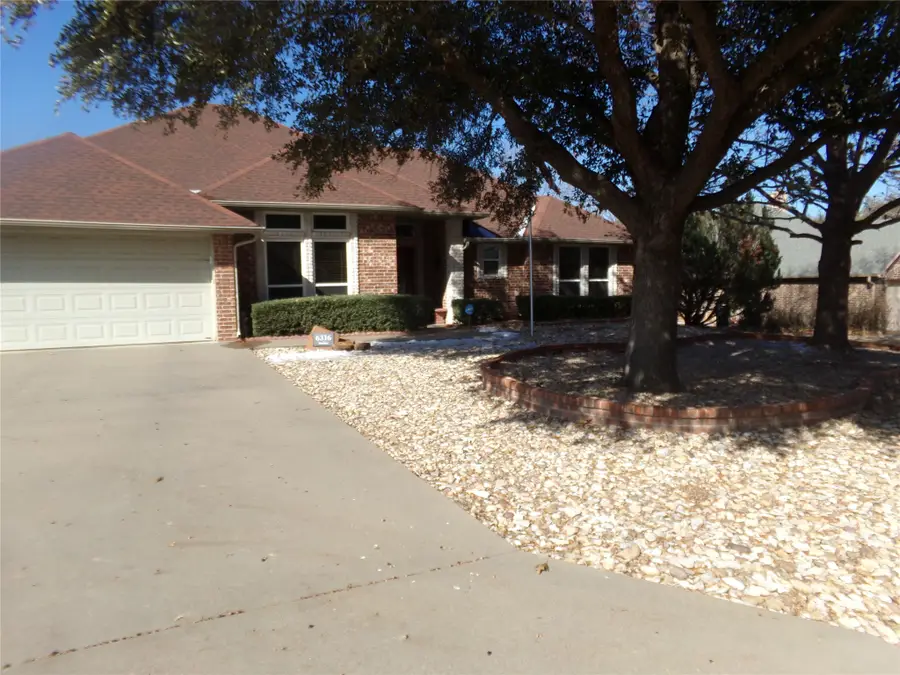 6316 Carrizo Drive, Granbury, TX 76049 - Image #3