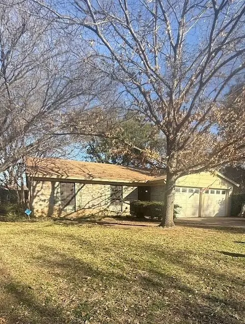 513 Baldwin Avenue, Crowley, TX 76036 - #2