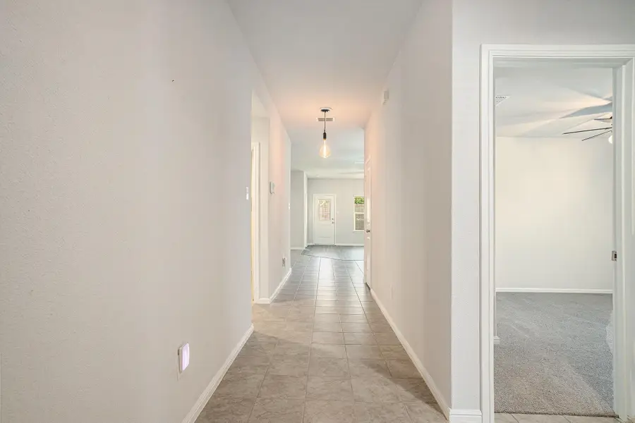 704 Christopher Drive, Cleburne, TX 76033 - Image #3