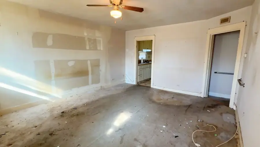 2607 Brandon Street, Dallas, TX 75211 - Image #3