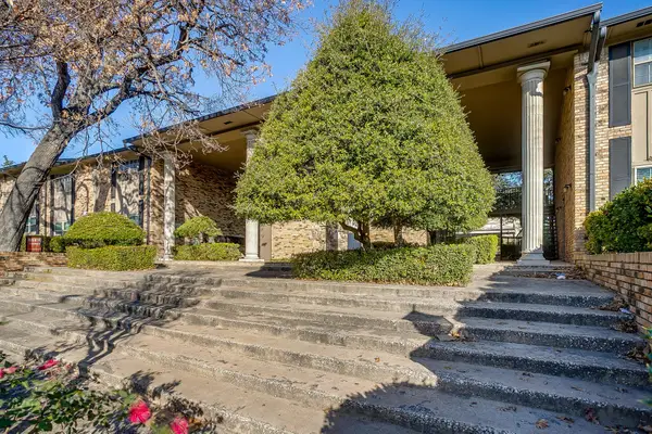 7929 Royal Lane #206, Dallas, TX 75230