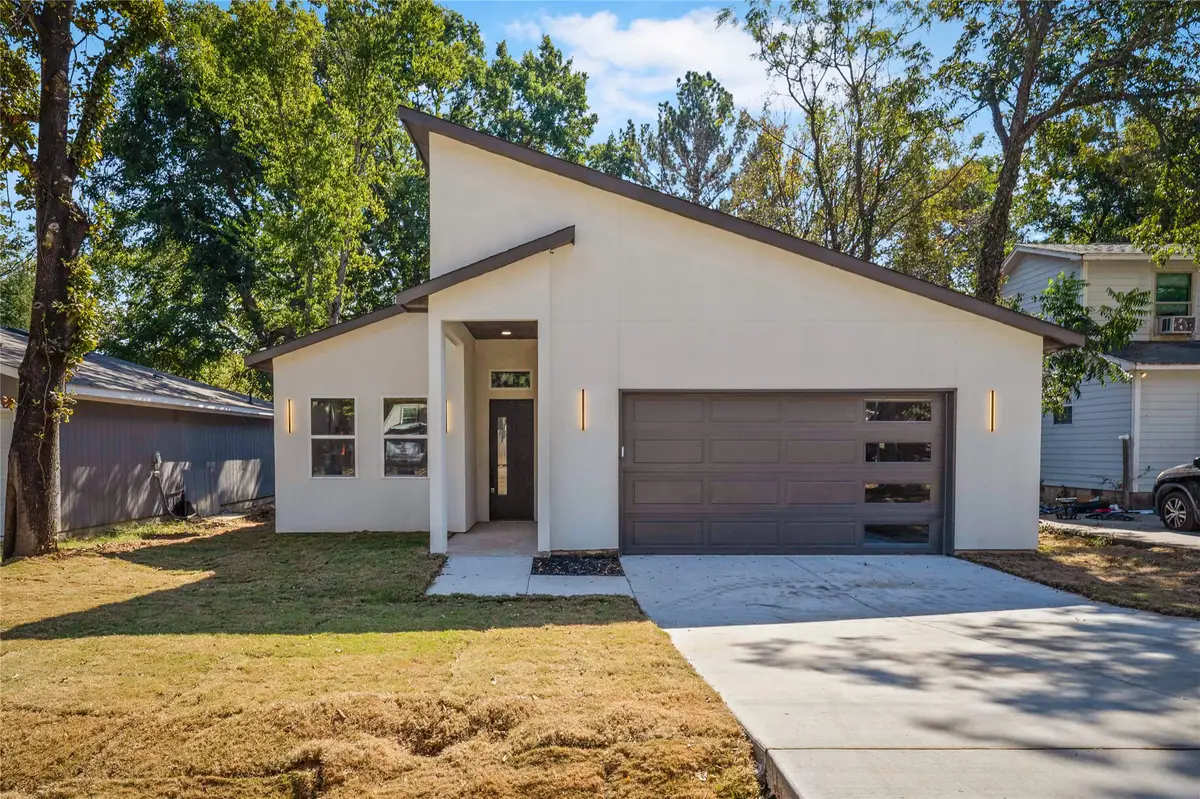 2228 Echo Lake Drive, Dallas, TX 75253 - Image #1