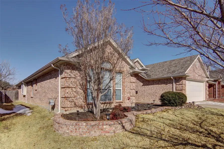 2813 White Rock Drive, Fort Worth, TX 76131 - Image #2
