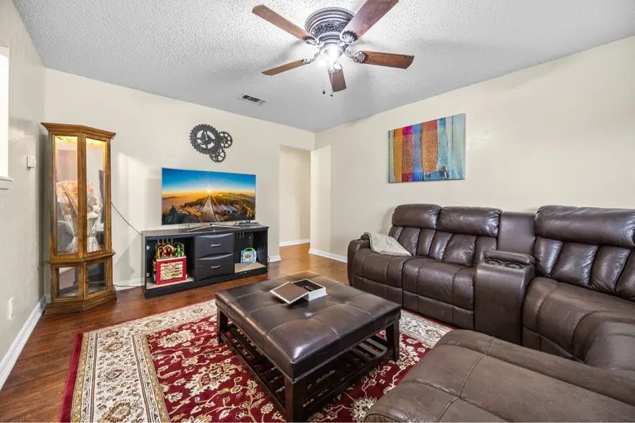4016 Tacoma Street, Irving, TX 75062 - Image #2
