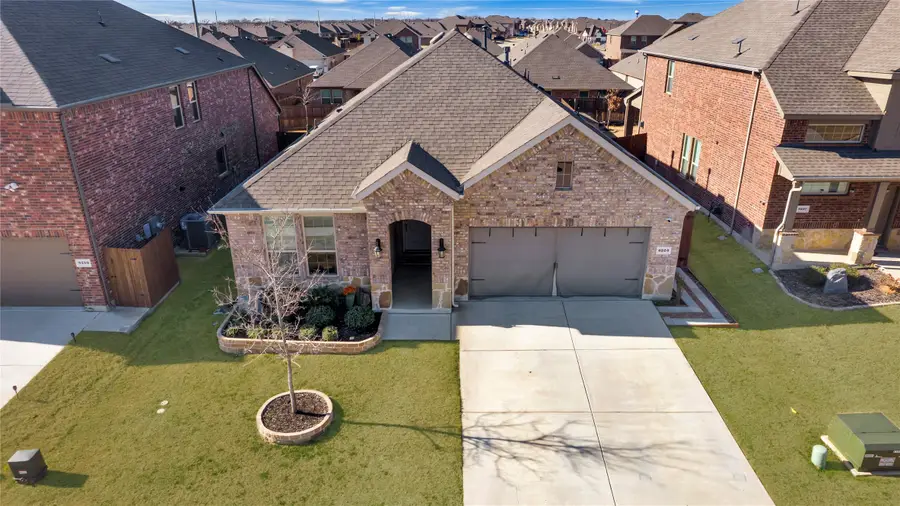 3223 Hunters Glen Drive, Aubrey, TX 76227 - Image #2