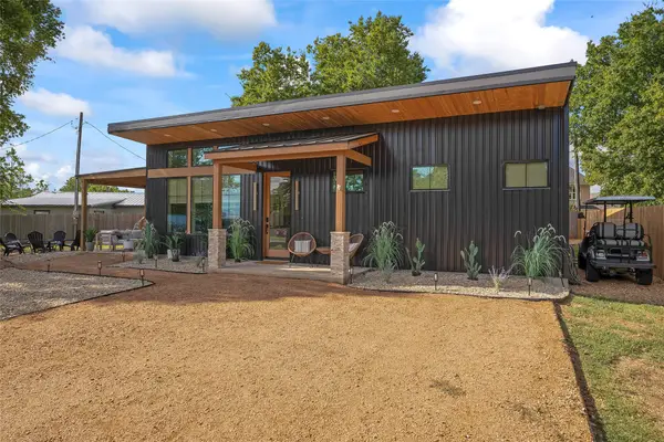 118 Bayside Circle, Gainesville, TX 76240