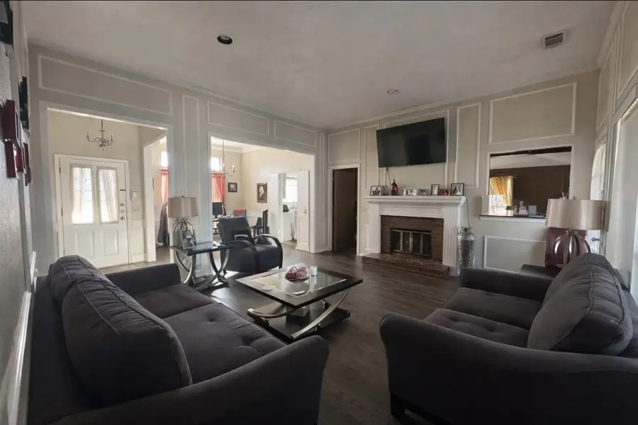 2117 Liverpool Drive, Plano, TX 75025 - Image #2