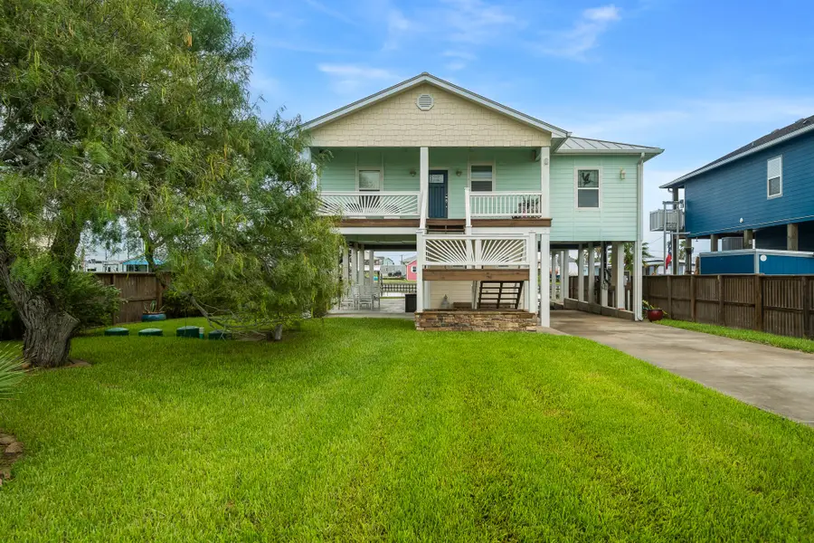 515 Copano Cove Road, Rockport, TX 78382 - #2