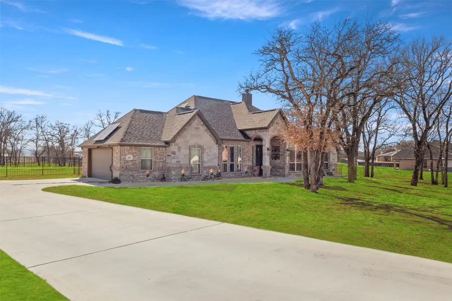 703 Winkler Way, Springtown, TX 76082 - Image #3