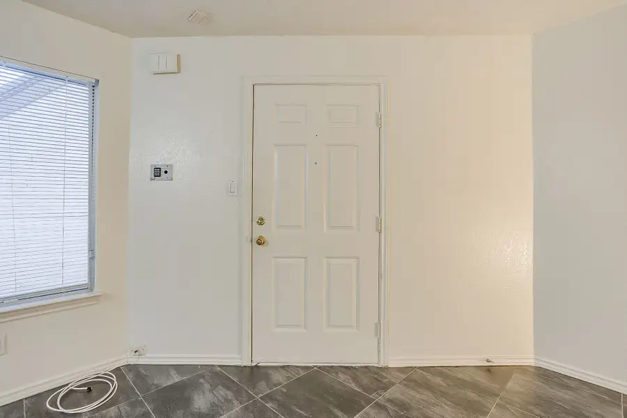 2300 Bamboo Drive #N207, Arlington, TX 76006 - #3