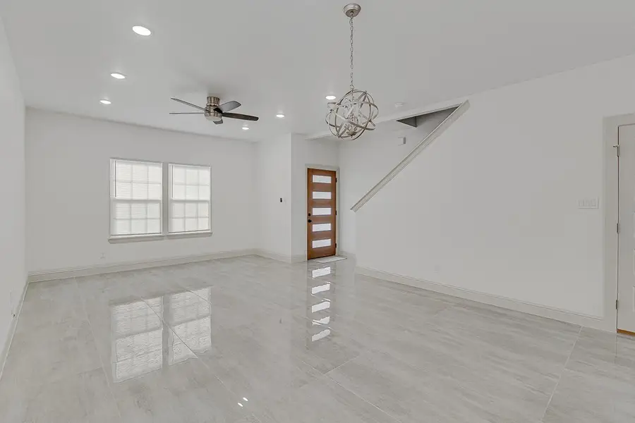 3155 N Glen Garden Drive N #3155, Fort Worth, TX 76119 - #3