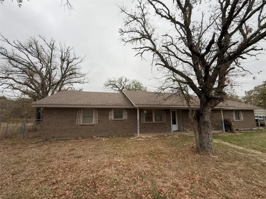 503 Windsor Lane, Springtown, TX 76082 - Image #3