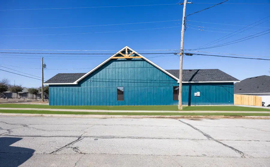 2613 Walker Street, Fort Worth, TX 76105 - #3