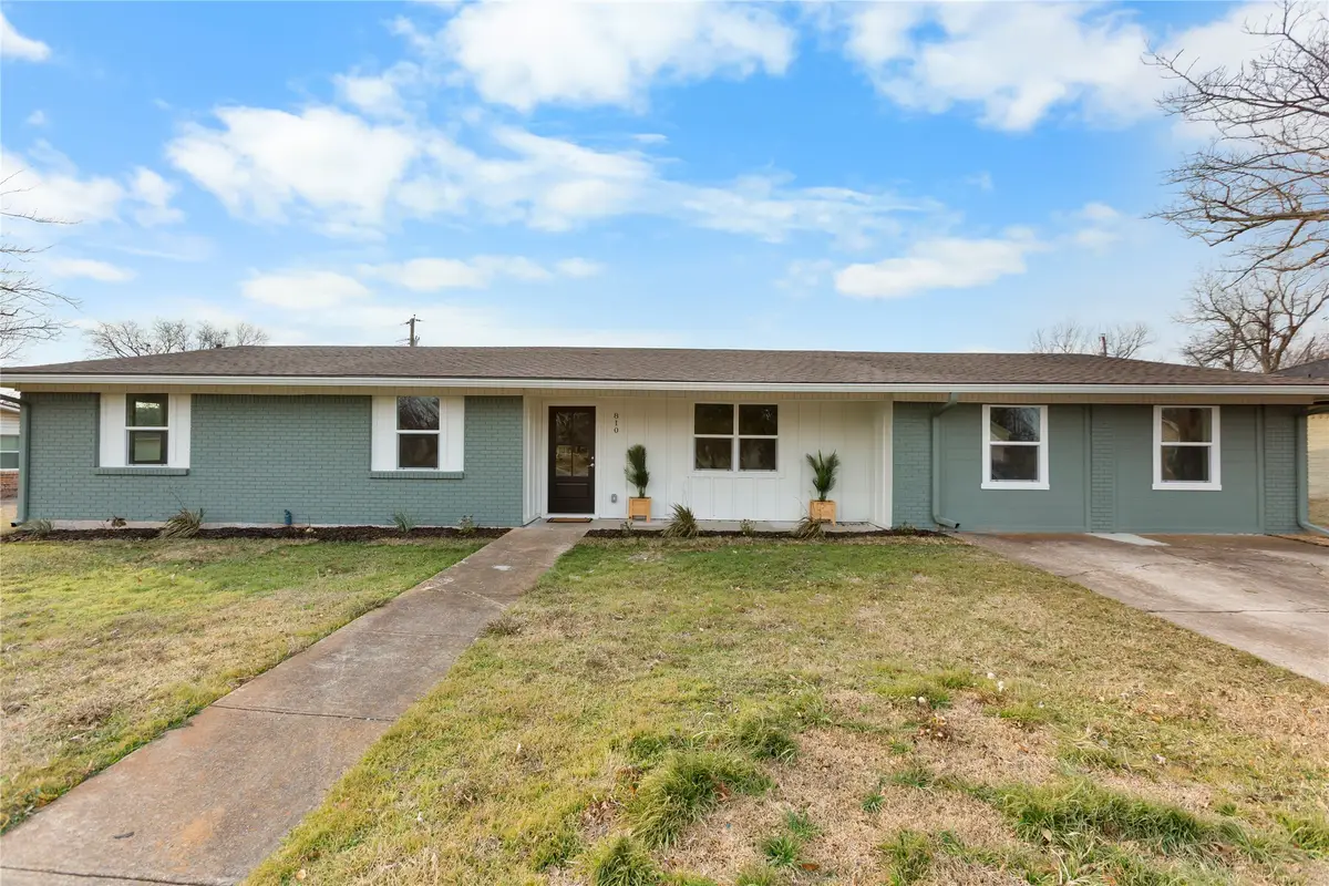 810 W Denison Drive, Robinson, TX 76706 - #1