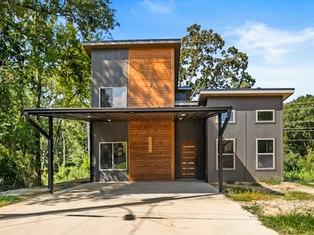 1301 E 9th Street, Mount Pleasant, TX 75455 - #1